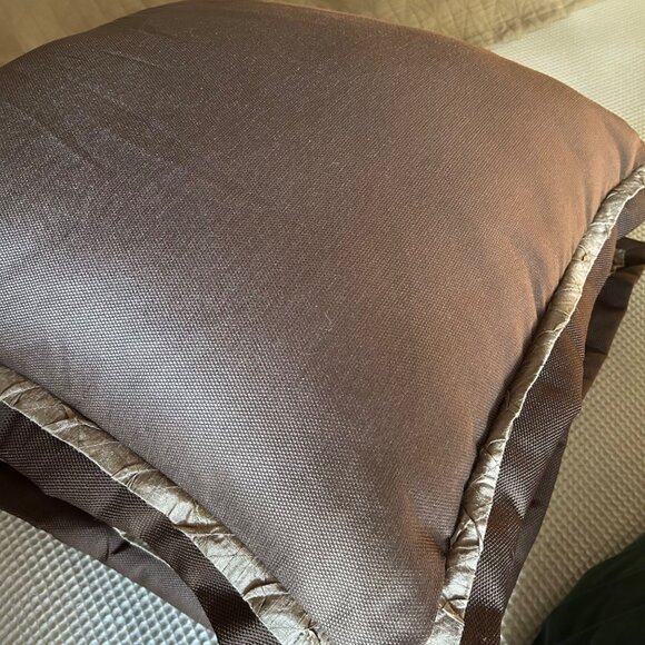 Eastern Accents Lot of 2 Extra Large Pillows Cover & Insert Brown 27” x 27” - Picture 4 of 5